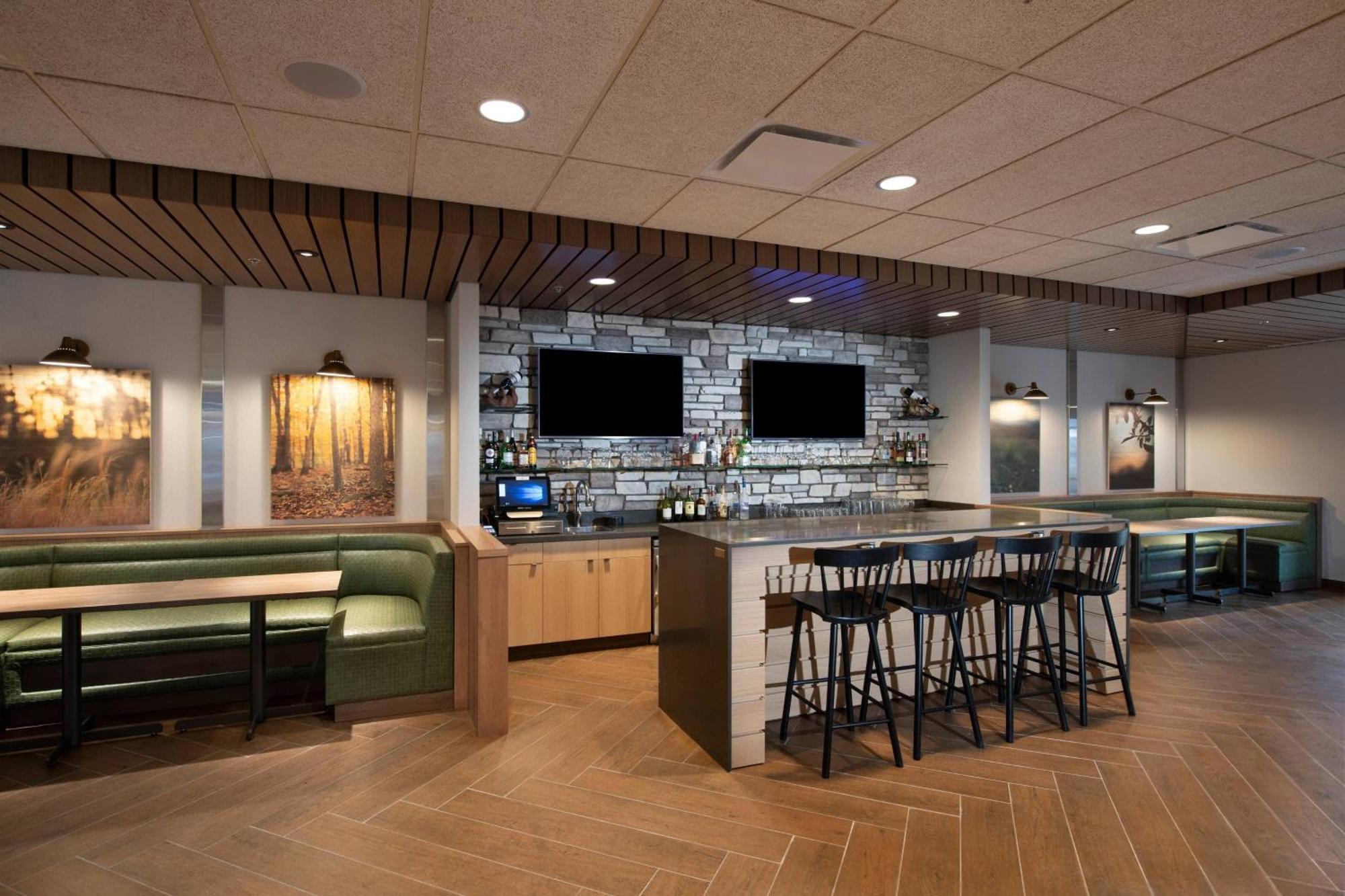 Fairfield By Marriott Edmonton International Airport Hotel